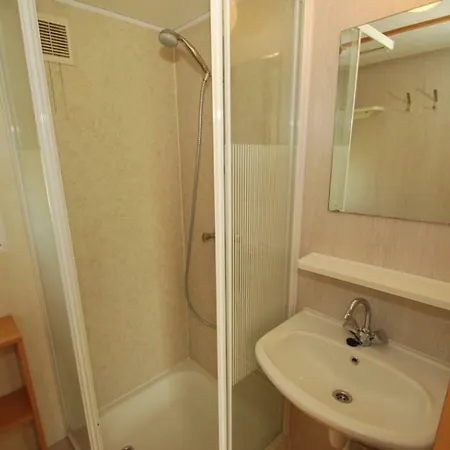 Resort Wb Stacaravan 3 Personen Wageningen